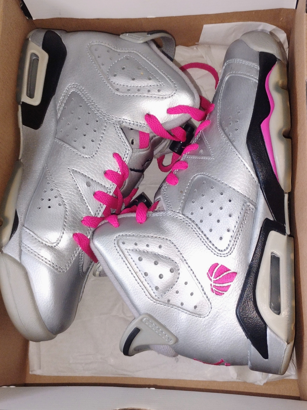 Kid's Jordan Retro Size 5.5Y Metallic Silver High-Top Sneakers with Pink Accents